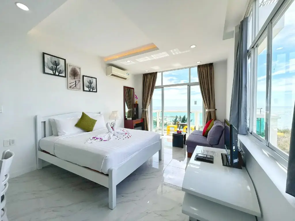 carousel image 3