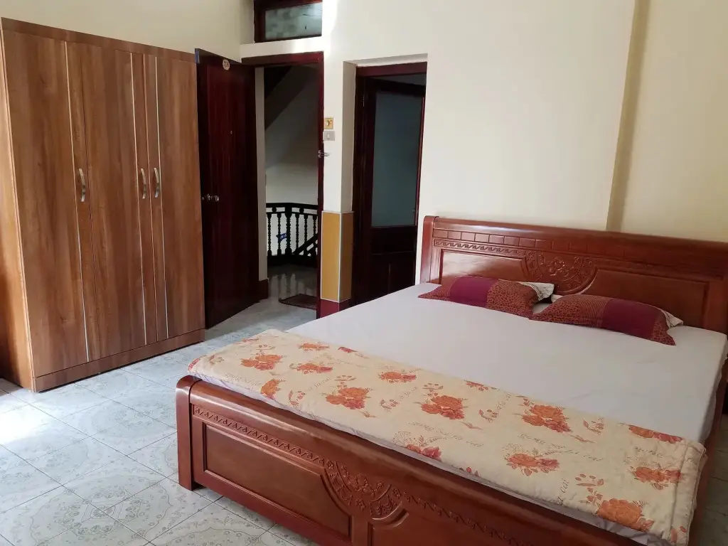 Халонг: Linh Dan Hotel
