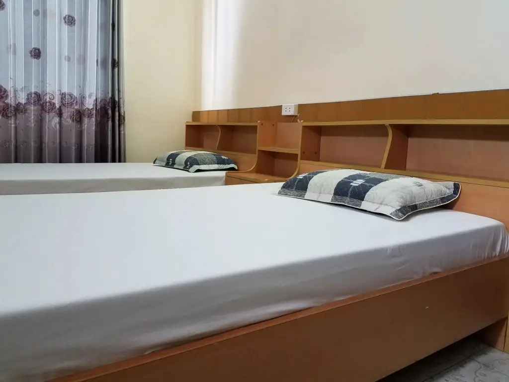 Халонг: Linh Dan Hotel