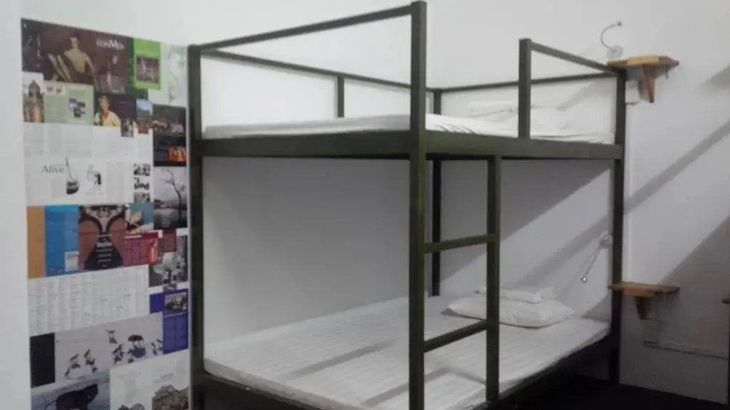 Хюэ: April Hostel