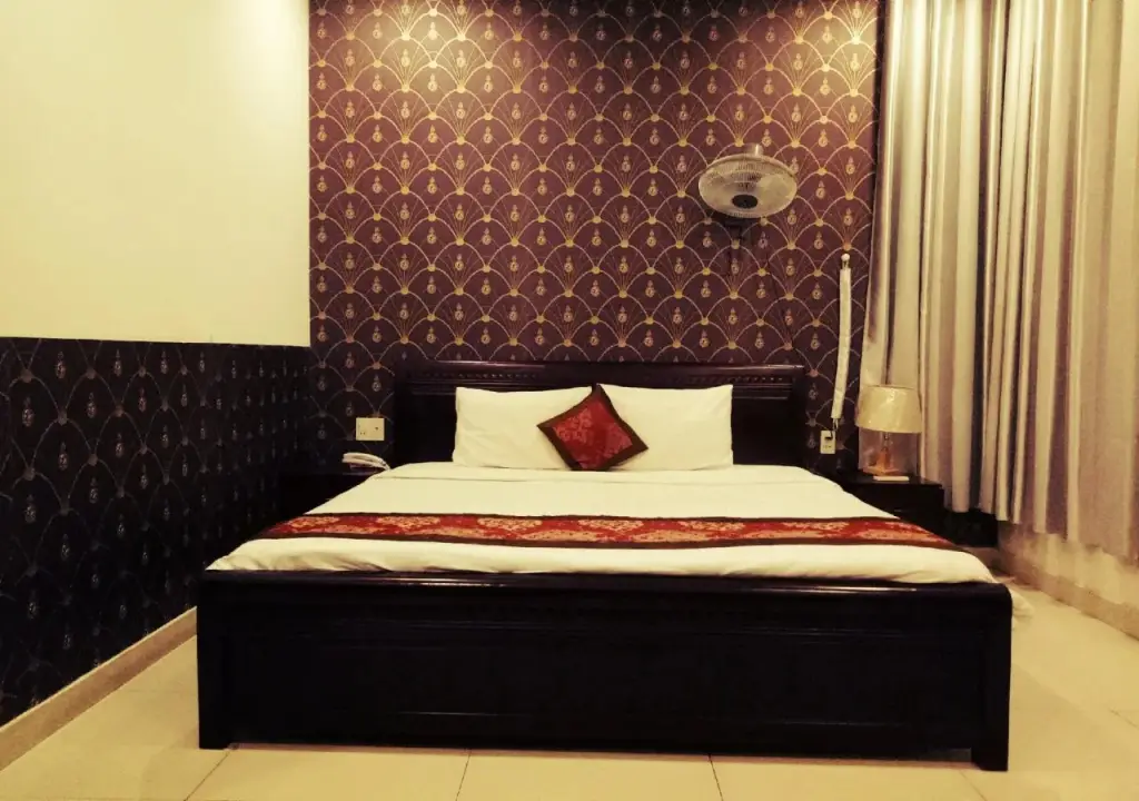 Дананг: Paris Hotel