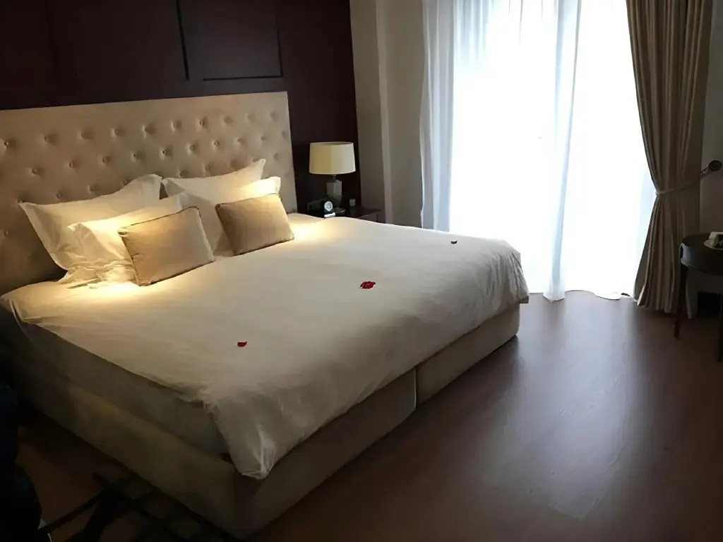 Хюэ: The Scarlett Boutique Hotel