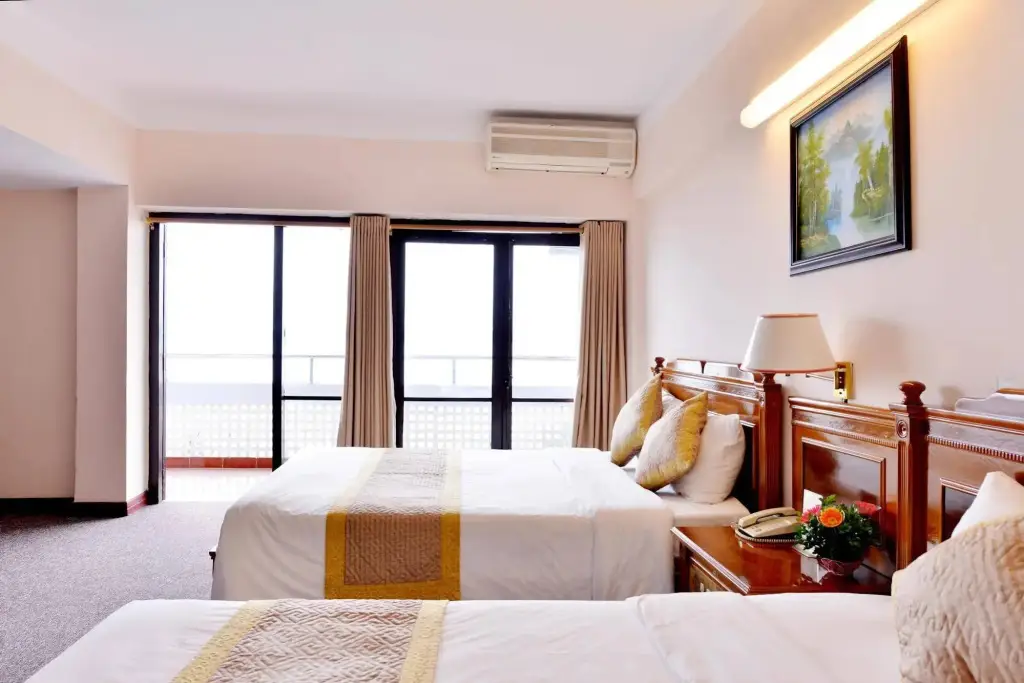 Халонг: Cong Doan Ha Long Hotel