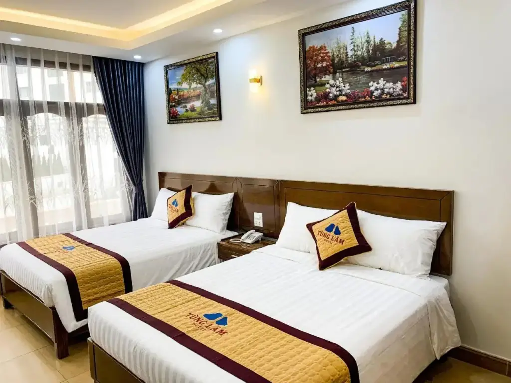 Халонг: Viet Hoa Hotel