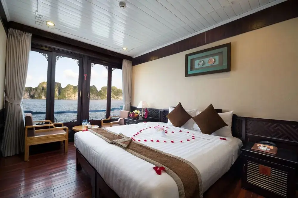 Халонг: Image Halong Cruises