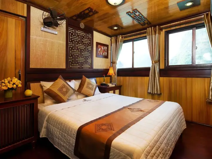 Халонг: Halong Victory Cruise