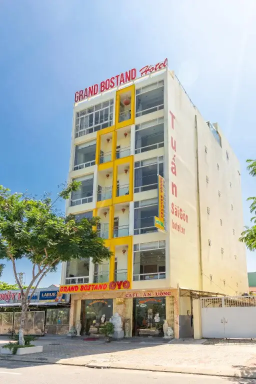Grand Bostand Hotel — фото 1