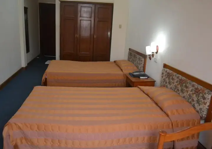 Халонг: Bien Dong Hotel Halong