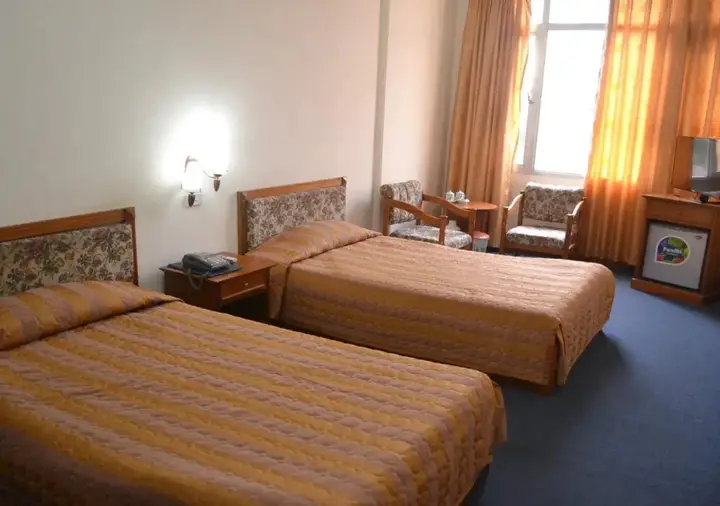 Халонг: Bien Dong Hotel Halong