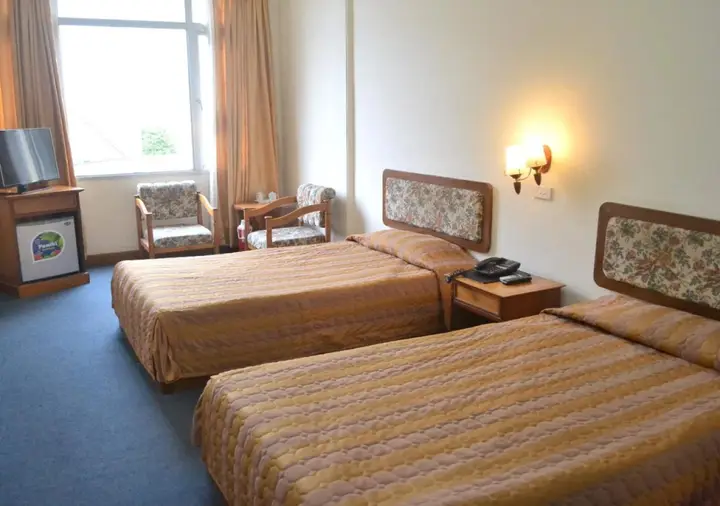 Халонг: Bien Dong Hotel Halong
