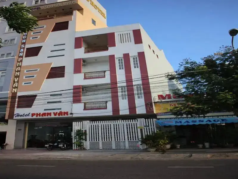 Phan Van Hotel Da Nang — фото 1