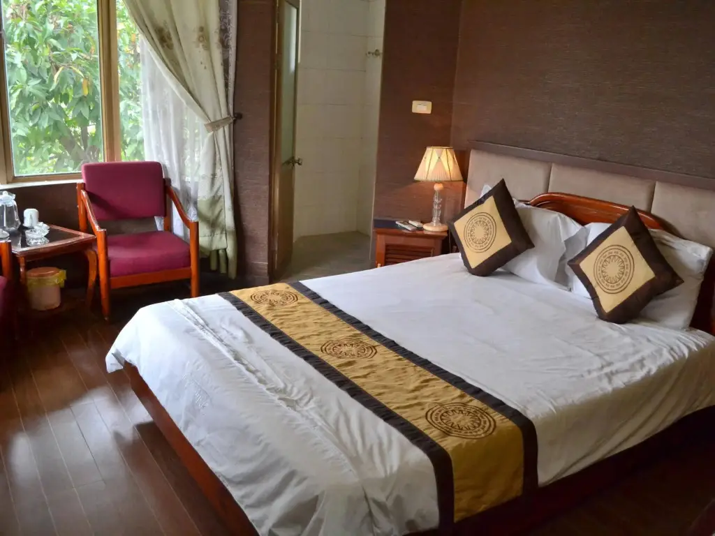 Халонг: Van Ly Hotel
