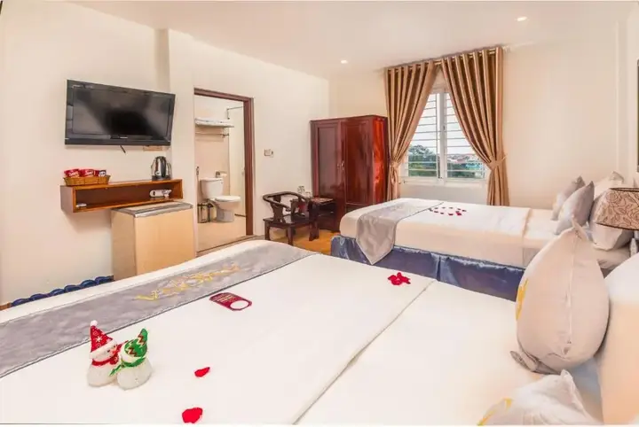 Хюэ: Amona Hotel