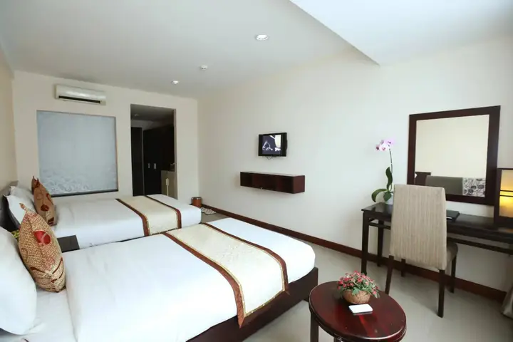 Хюэ: La Lanette Hotel Hue
