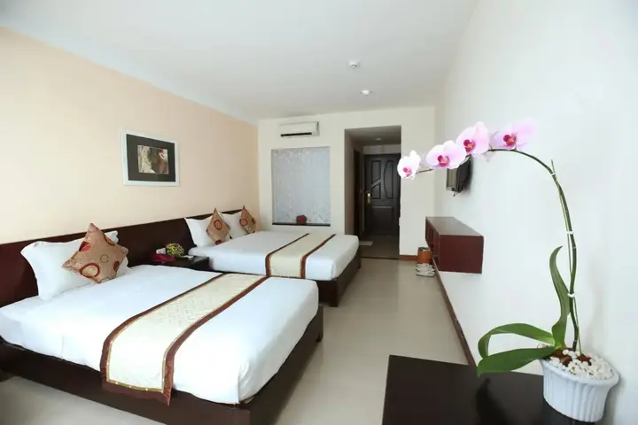 Хюэ: La Lanette Hotel Hue