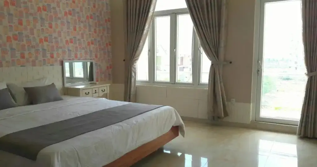 Дананг: Sandy Home