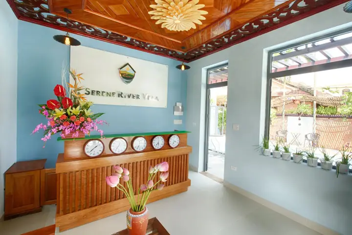 Хойан: Serene River Villa