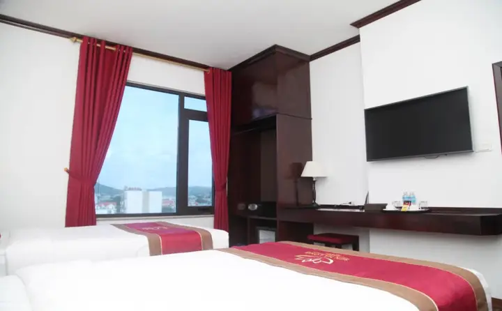Халонг: Sen Ha Long Hotel