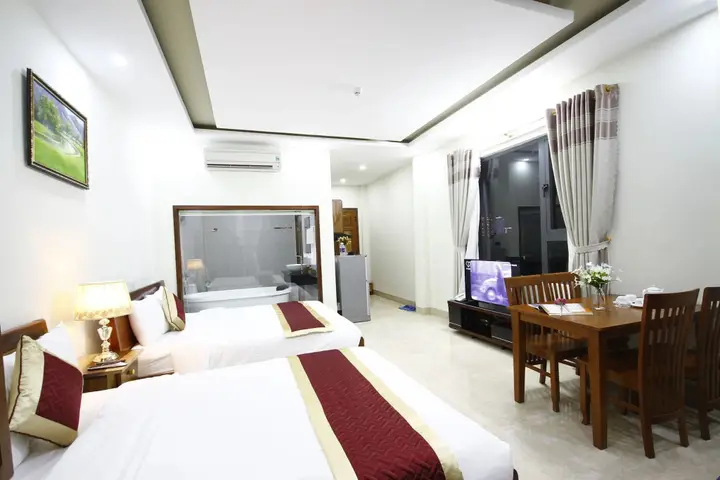 Дананг: LIS Hotel