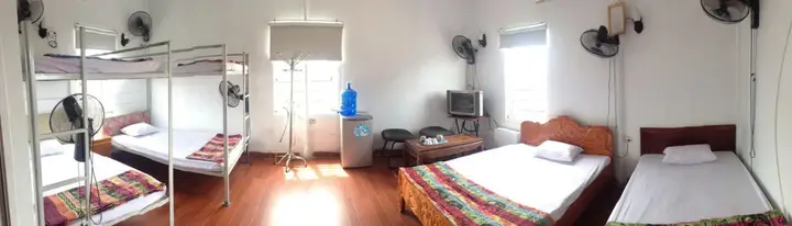 Халонг: Kocmoc Ha Long
