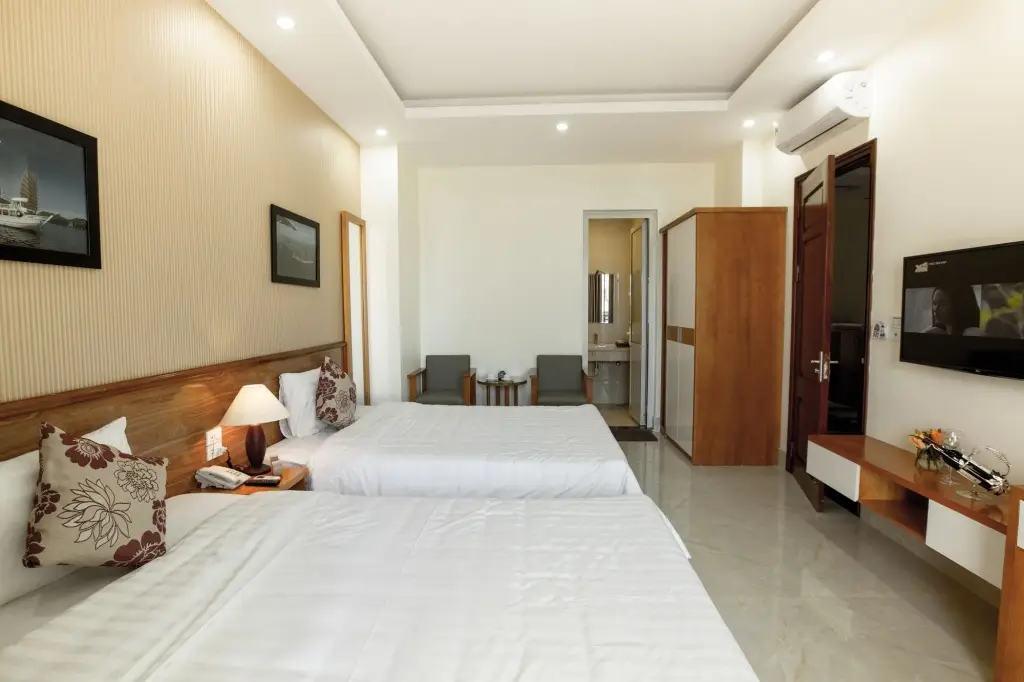 Халонг: Ha Long Seoul Hotel