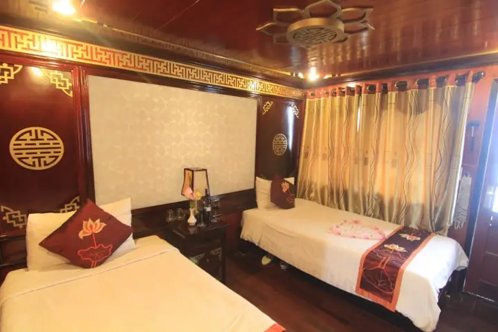Халонг: Lan Ha Legend Cruise