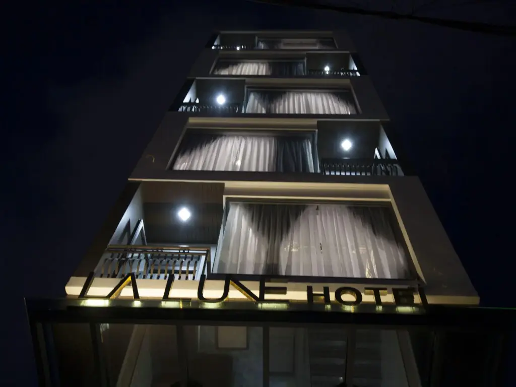 Дананг: La Lune Hotel