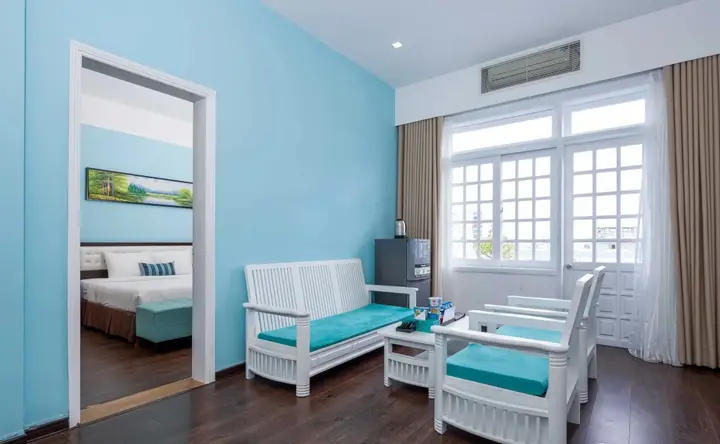 Дананг: Flora Beach Hotel & Spa
