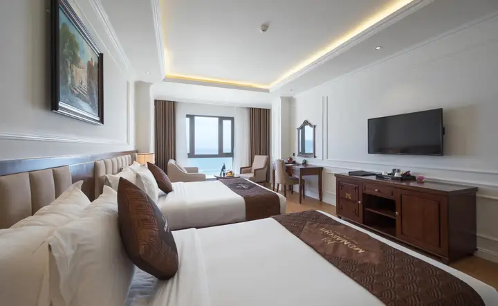 Дананг: Monarque Hotel