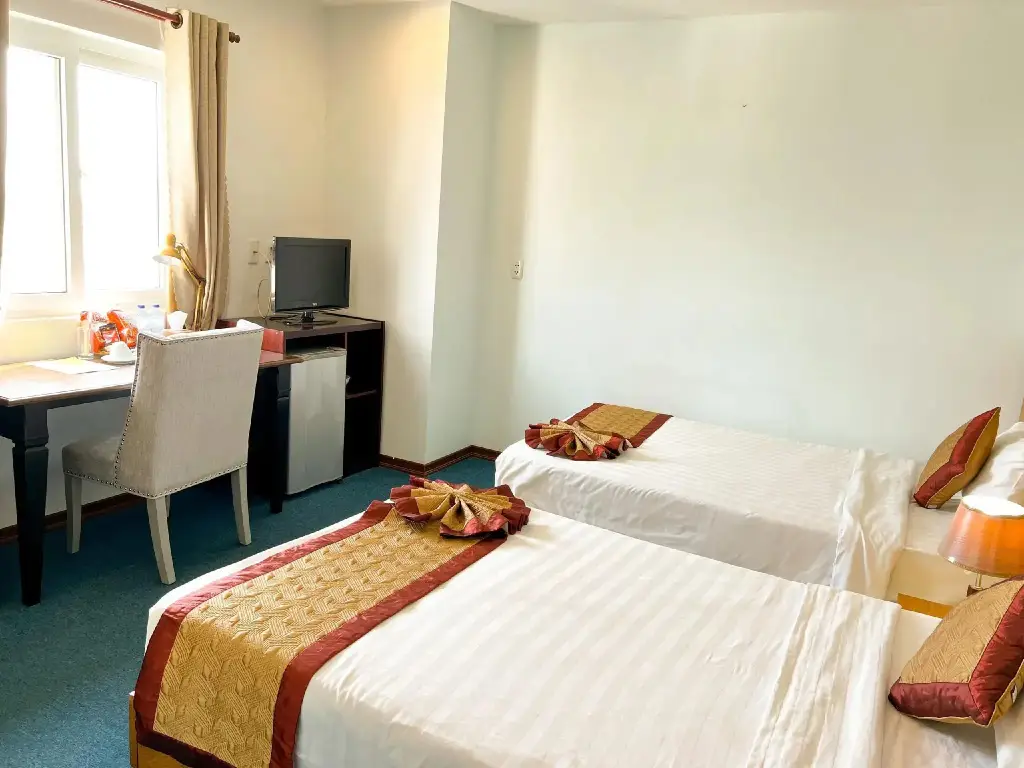 Дананг: Legacy Riverside Danang Hotel
