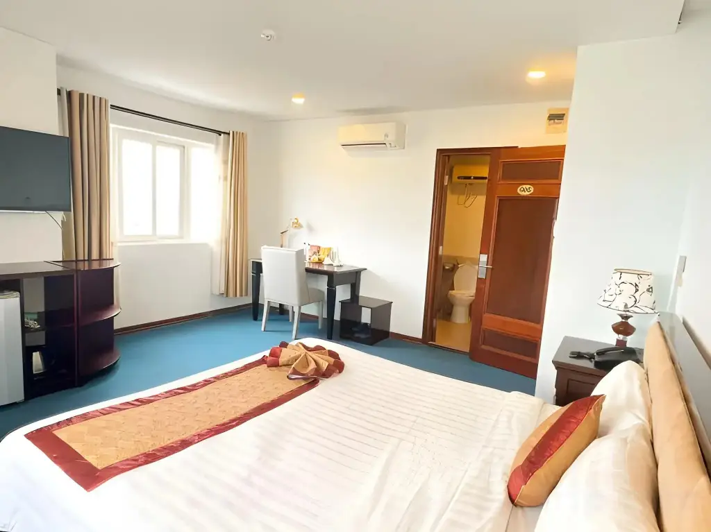 Дананг: Legacy Riverside Danang Hotel