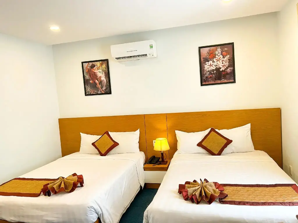 Дананг: Legacy Riverside Danang Hotel