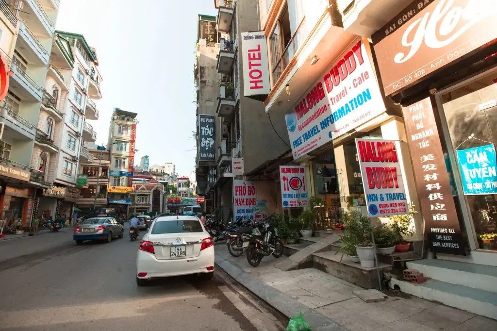 Halong Buddy Inn Travel Hostel — фото 1
