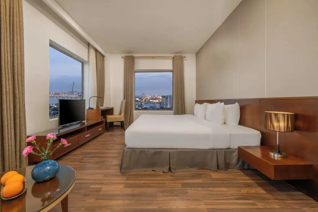 Дананг: Mitisa Hotel Da Nang - Near Dragon Bridge