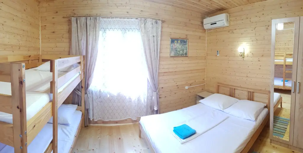 Витязево: Guest House Usadba Vladimira