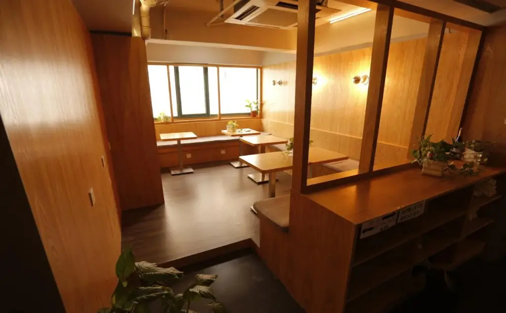Шанхай: The Next Station Youth Hostel