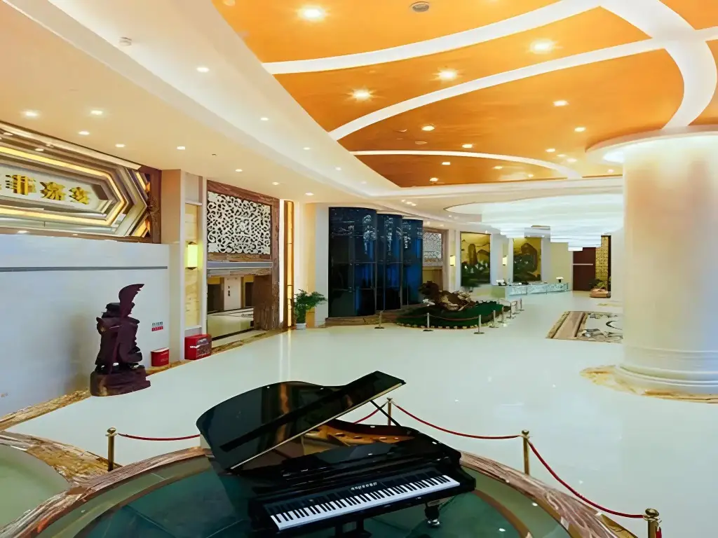 Чунцин: Chongqing Sport Hotel