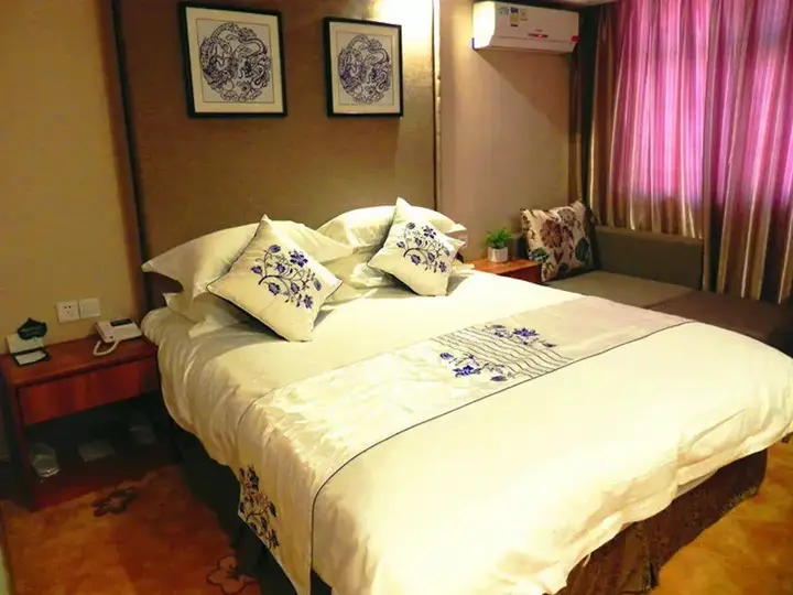 Сиань: DJMT Universal Guest House(西安豆浆面汤国际青年旅舍)