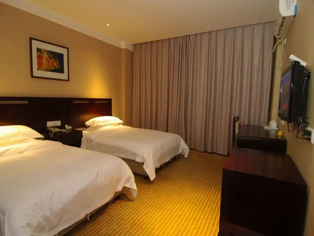 Шиянь: Taichi Hotel