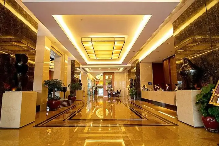 Дунгуань: Metropolitan Hotel