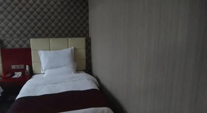 Шиянь: Wudang Moutain Sunny Hotel