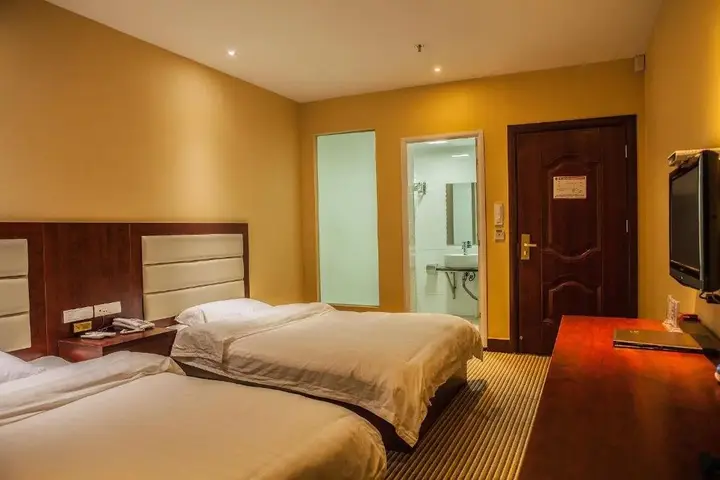 Шиянь: Wudangshan Jiale Business Hotel