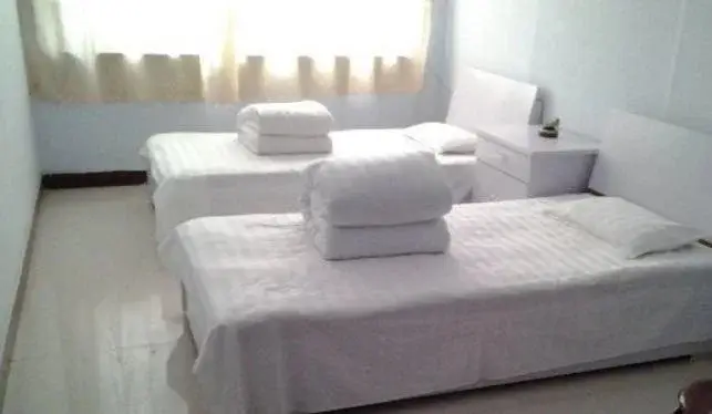 Хецзе: Yuncheng Xicheng Inn