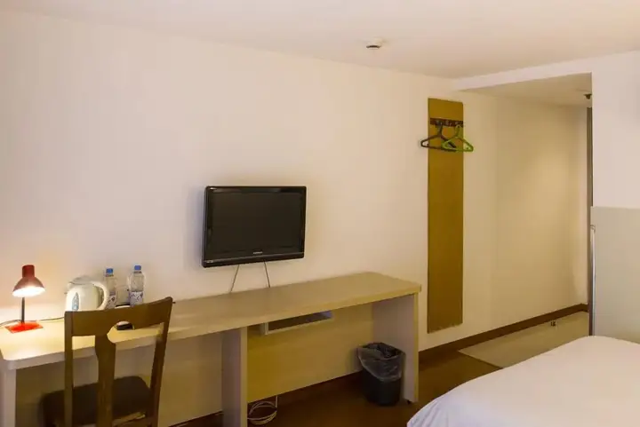 Чанша: Motel168 Changsha GaoQiao Inn