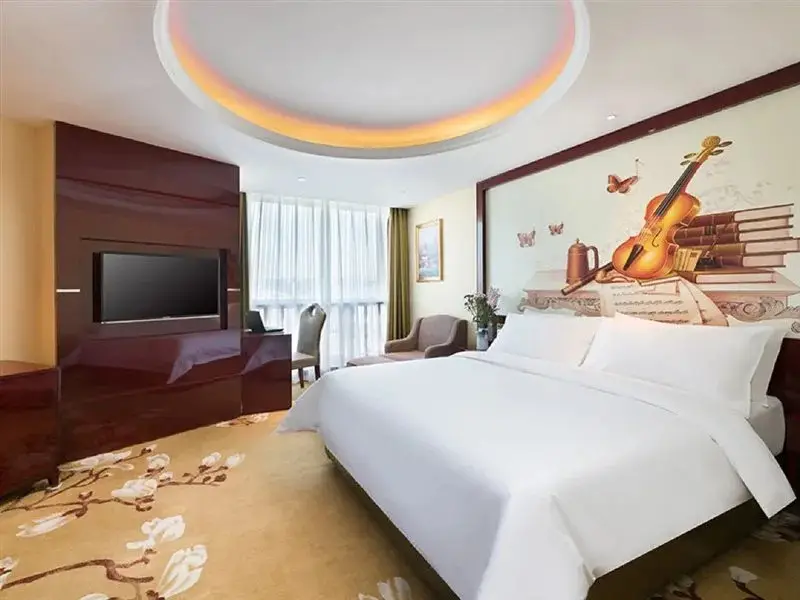Шиянь: Lvzhou Meijing International Hotel