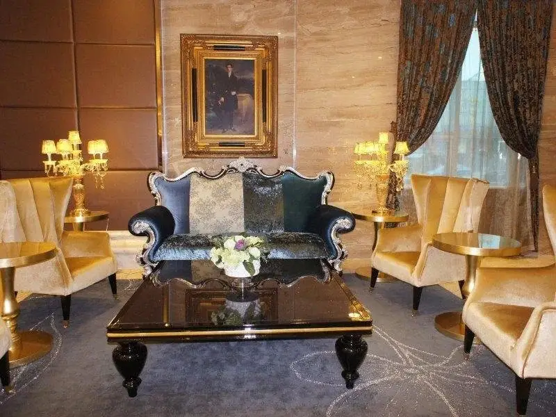 Шиянь: Fontainebleau Hotel