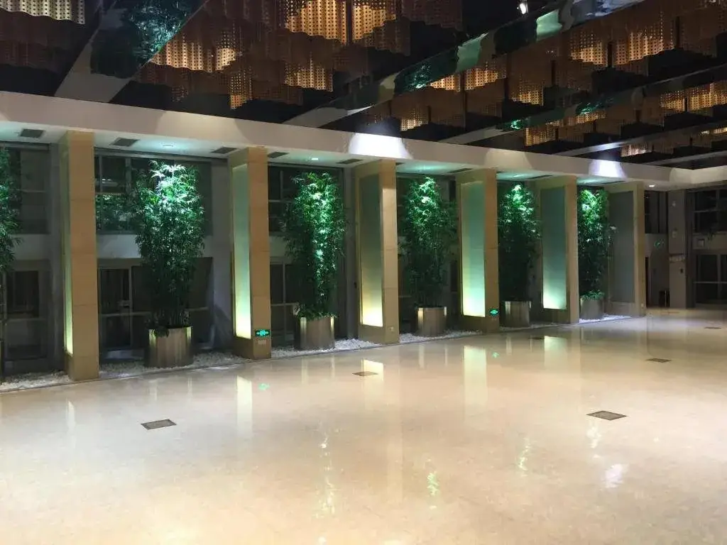 Wuzhan Business Hotel — фото 1