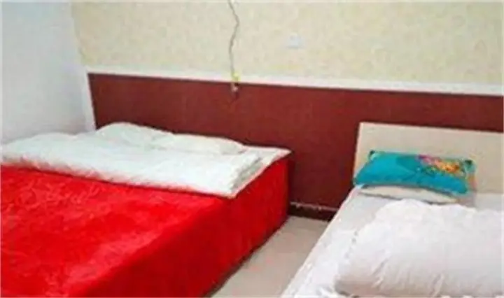 Линьи: Yinan Wang Laosan Farmstay