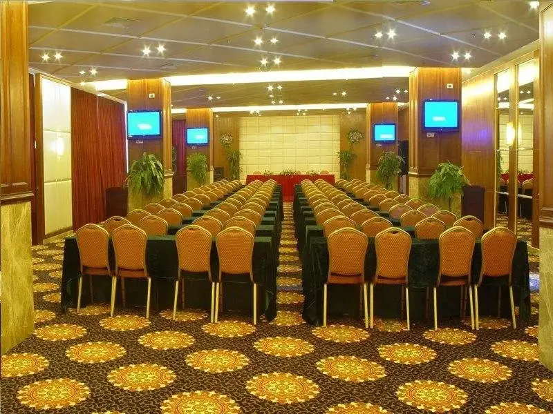 Чунцин: Chongqing Grand Hotel
