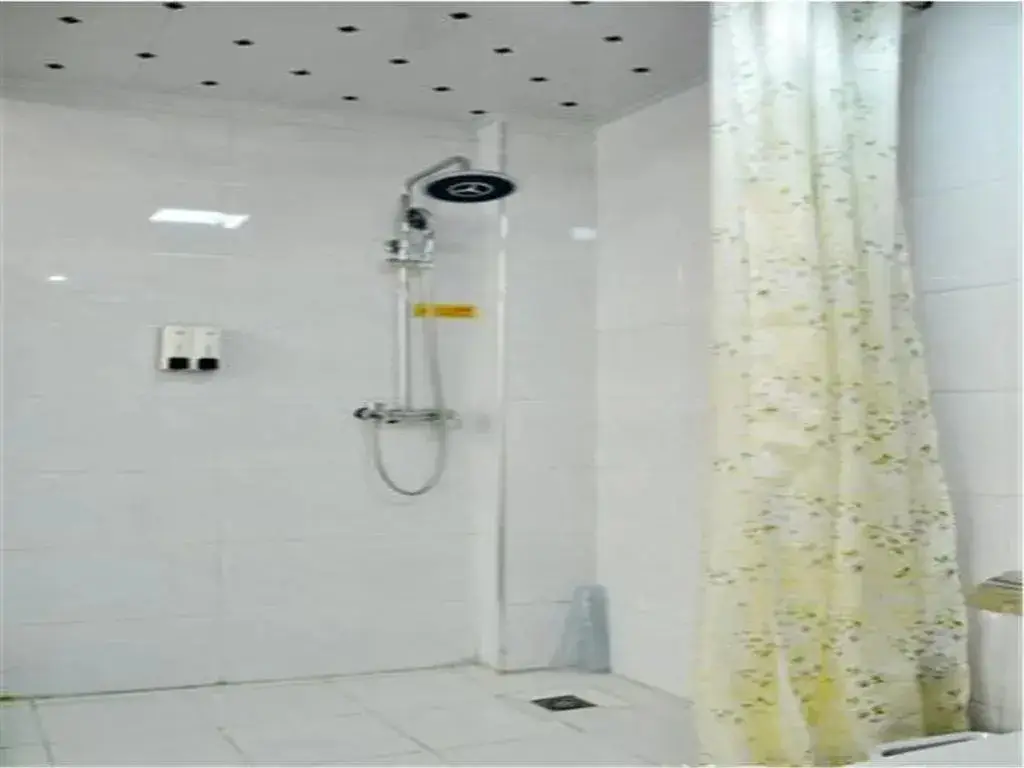 Линьи: Shangkeyou Fast Hotel